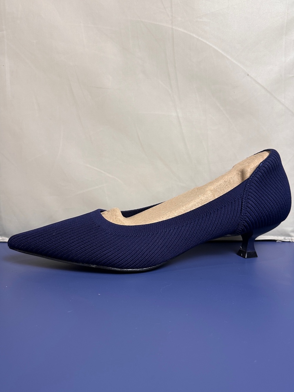 Women's Navy Pointed Toe Kitten Heel Pumps